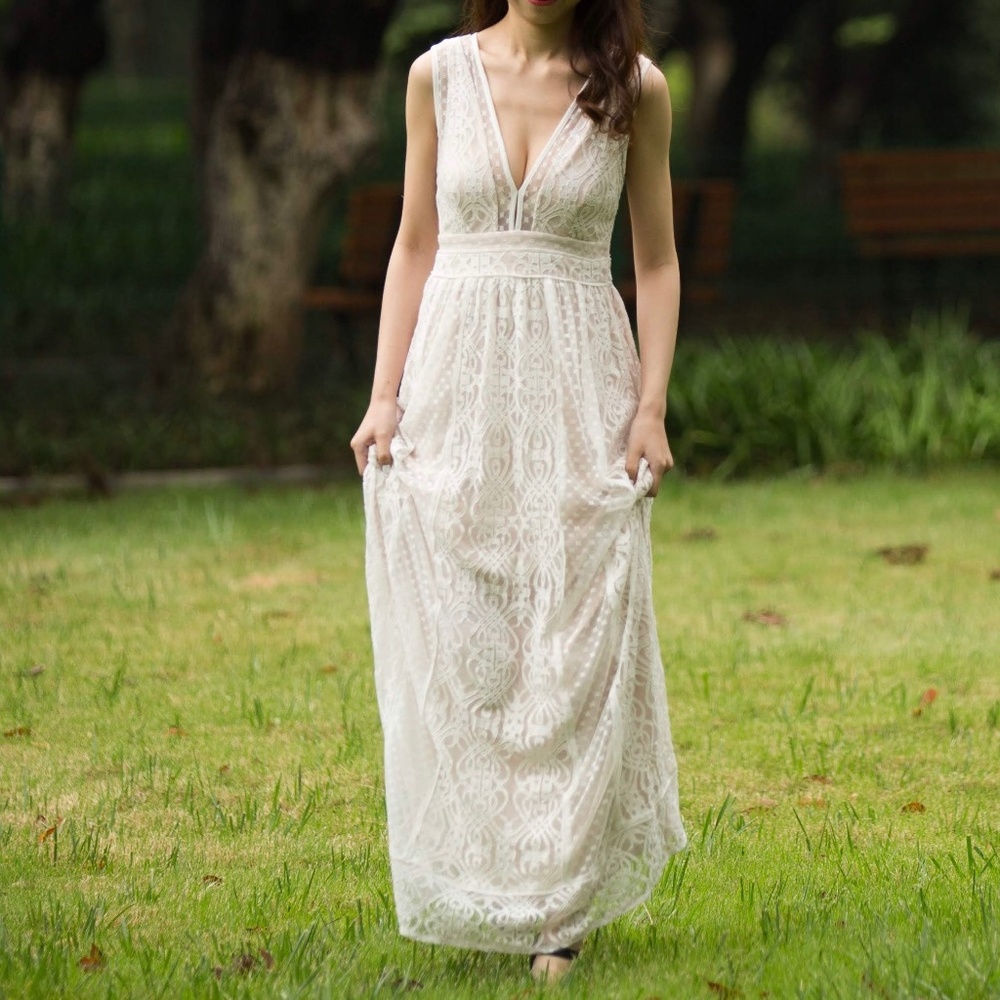 Deep V neck Sleeveless Lace Maxi Dress - Prom Wedding Guest Vacation Beach